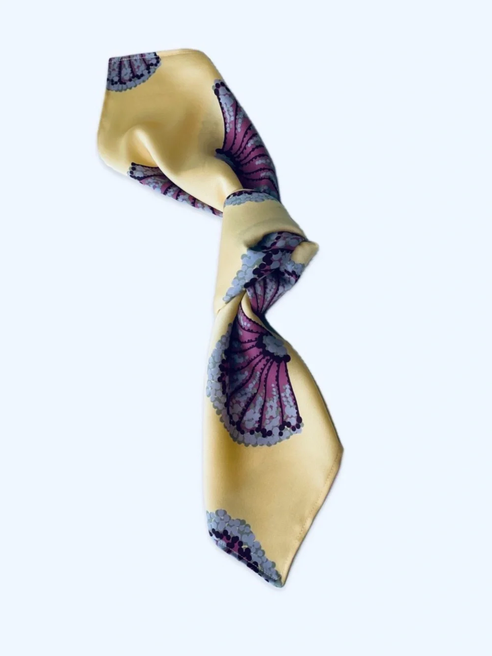 NWT SILKLETTE Abstract Shells on Butter 100% Fine Silk Kerchief Scarf